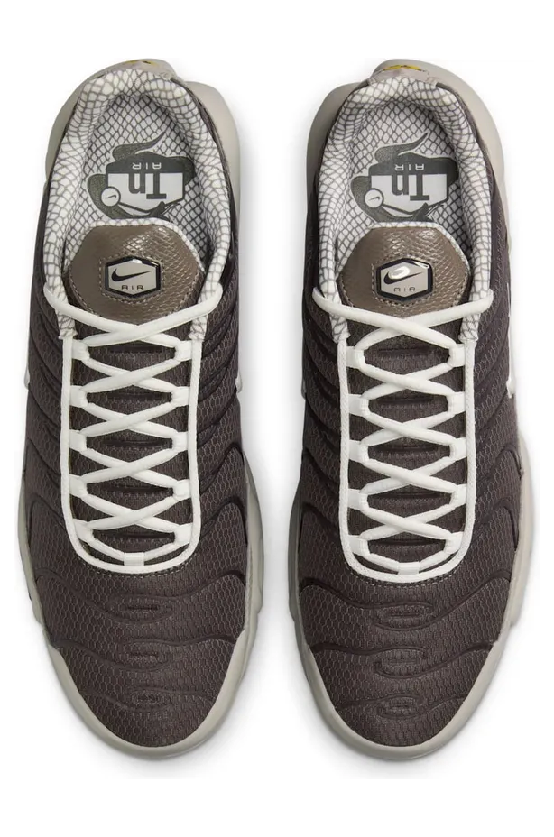 nike-air-max IB7679-200