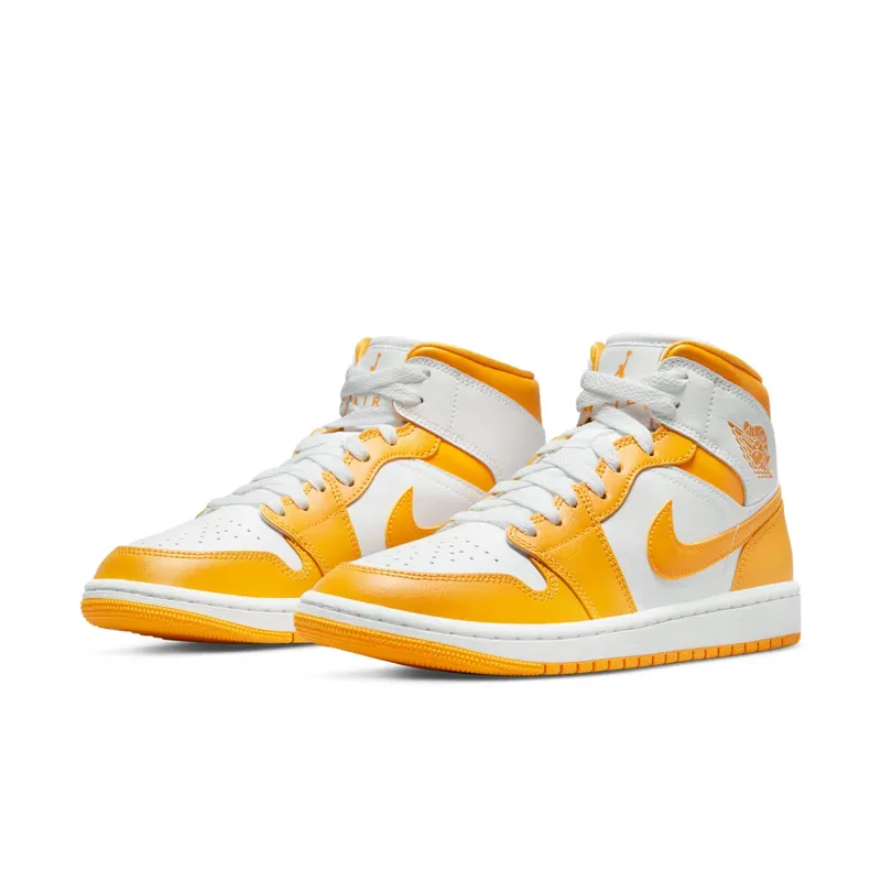 Jordan 1 MID “White / University Gold” (BQ6472-117)