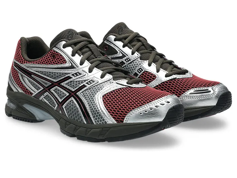 ASICS GEL-DS TRAINER 14 “Oxblood / Black” (1203A607-600)