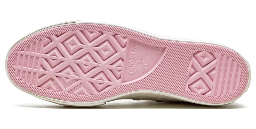 converse-chuck-taylor-all-star A01599C