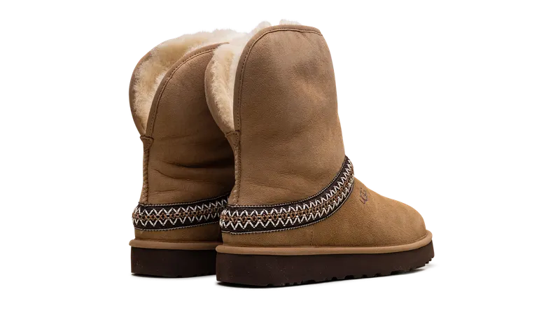 Ugg Classic Short Crescent Boot “Chestnut” (1161770-CHE)
