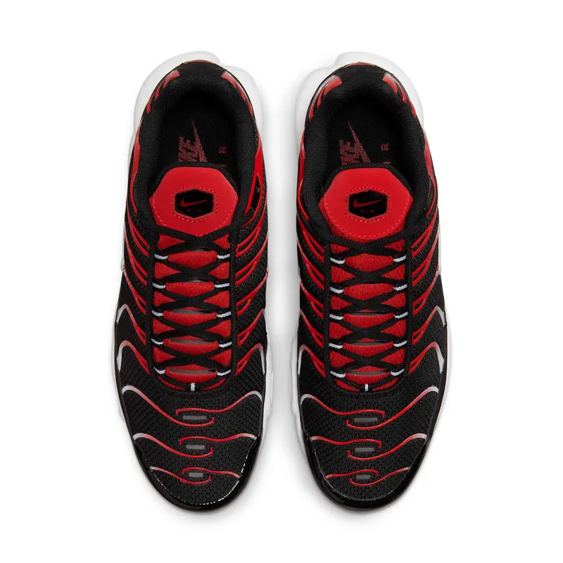 Nike Air Max Plus “Black White University Red” (DM0032-004)