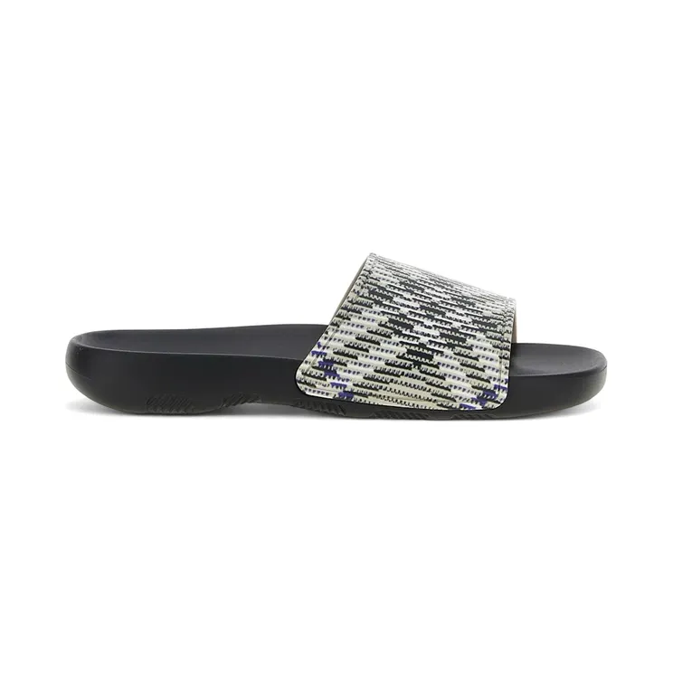 Burberry Printed Rubber Slides Sand Ip Check (8102419)