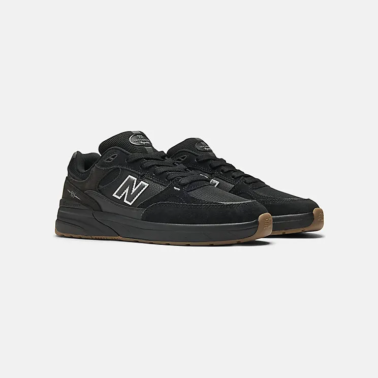 new-balance-numeric NM933NAP