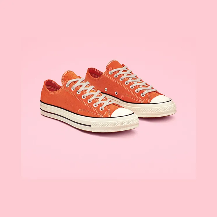 converse-chuck-taylor-all-star 166217C