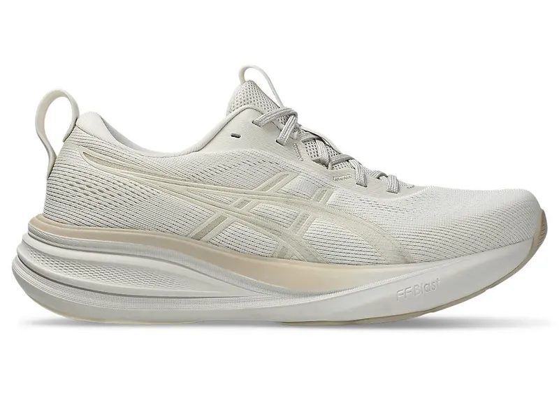 ASICS GEL-PULSE 17 “Soft Oat / Simply Taupe” (1012B930-250)