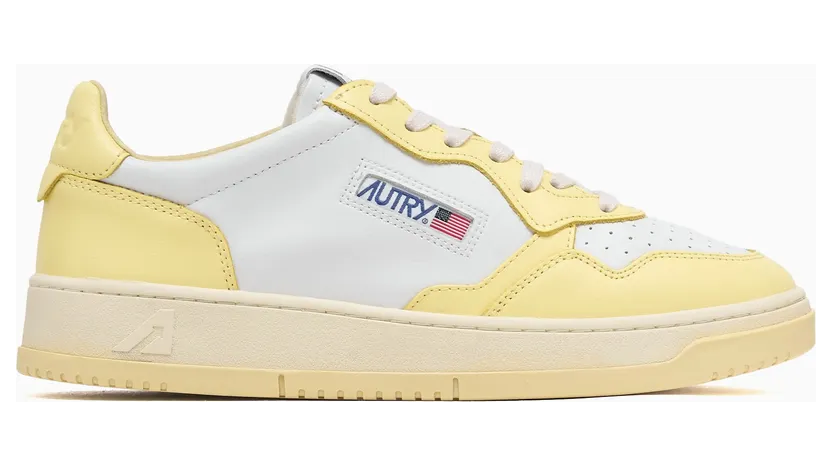 Autry Medalist Low Yellow (AULMWB63)