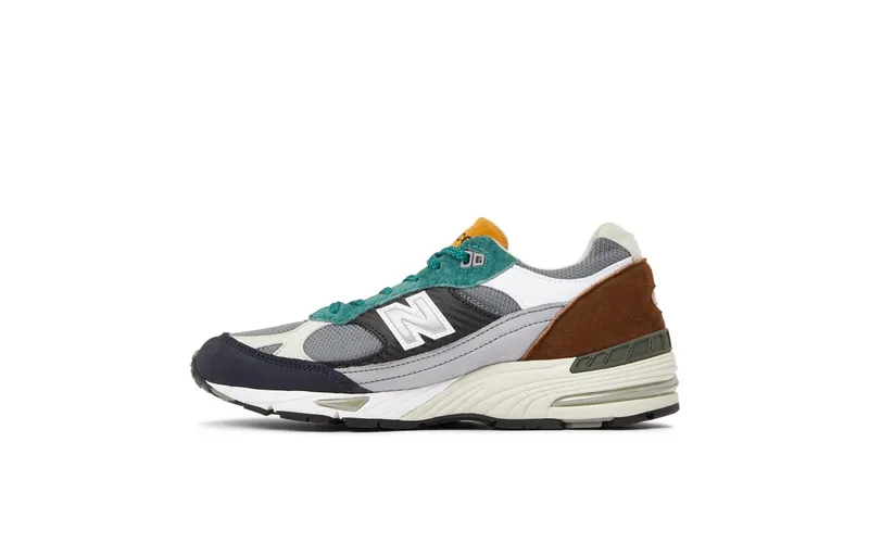 New Balance New Balance Grey/Black/Green/Pink (M991SED)