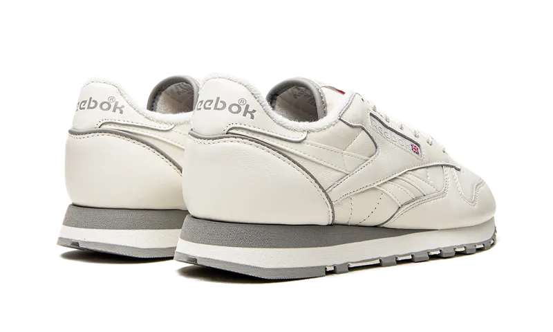 Reebok Classic Leather 1983 Vintage Shoes Chalk / Chalk / Vector Red (GX0281)