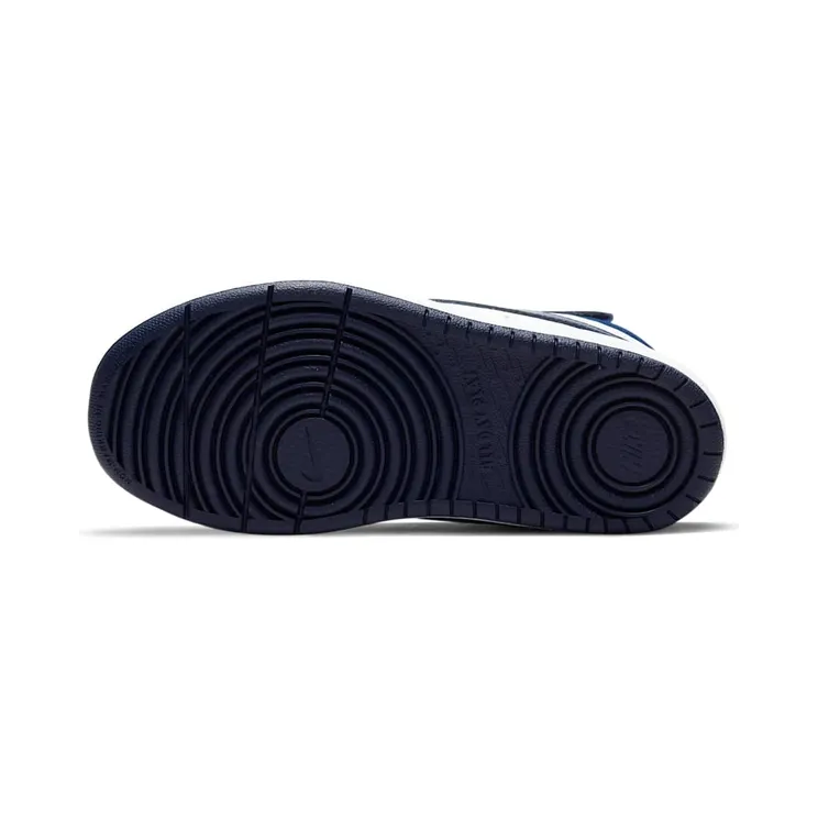 nike-signal CD7783-107