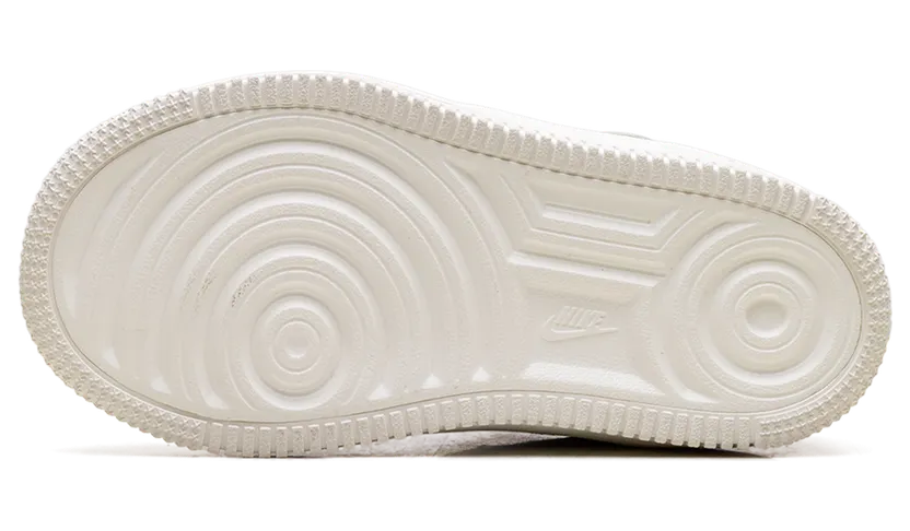 nike-air-force FN0237-601