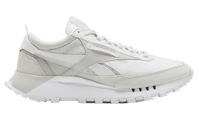Reebok Classic Leather Legacy White Grey White/True Grey 1-Skull Grey (Other Brands Reebok)
