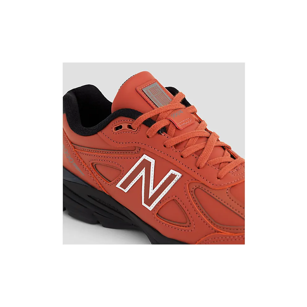 New Balance 990V4 MADE IN USA “TEDDY SANTIS – MAHOGANY BLACK” (U990RB4)