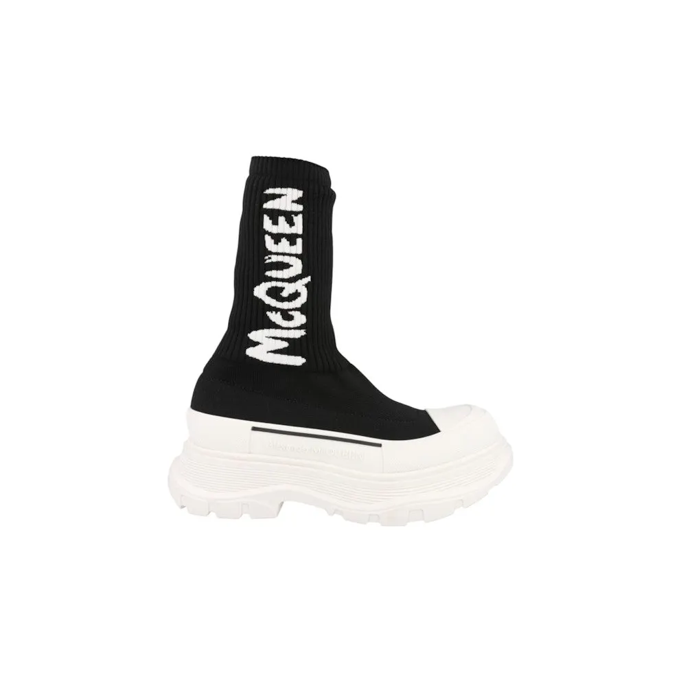 Alexander McQueen Tread Slick Boot Ribbed Black White (708096W4U511041)