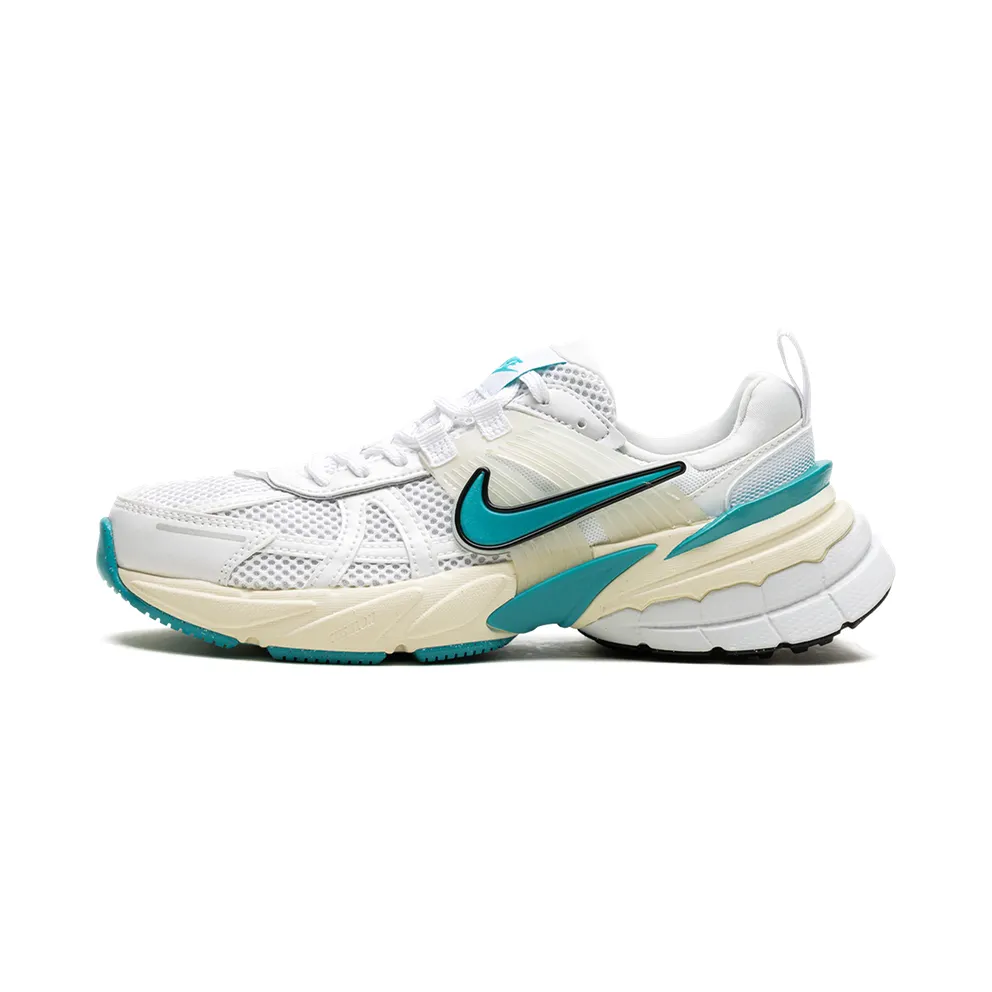 Nike V2K Run “Dusty Cactus” (FD0736-105)