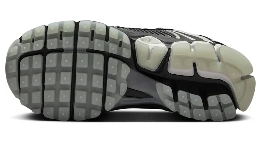 nike-air-zoom HQ3477-001