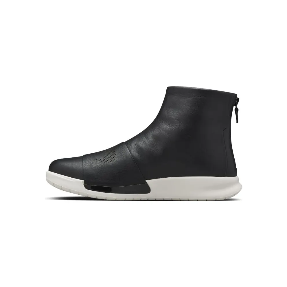 Nike Benassi Lux Boot Black Ivory (W) Black/Ivory-Black (819683-001)