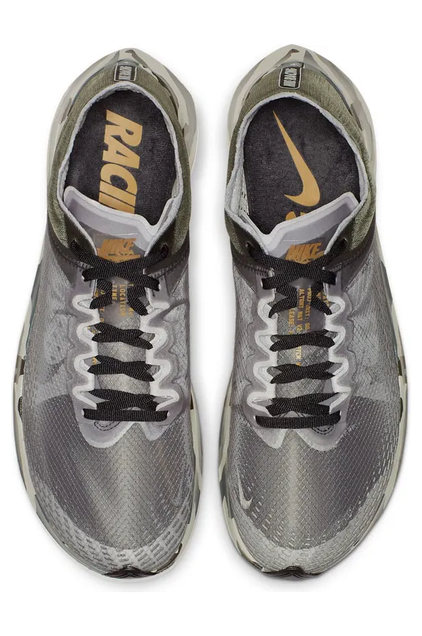 nike-zoom AT5242-300