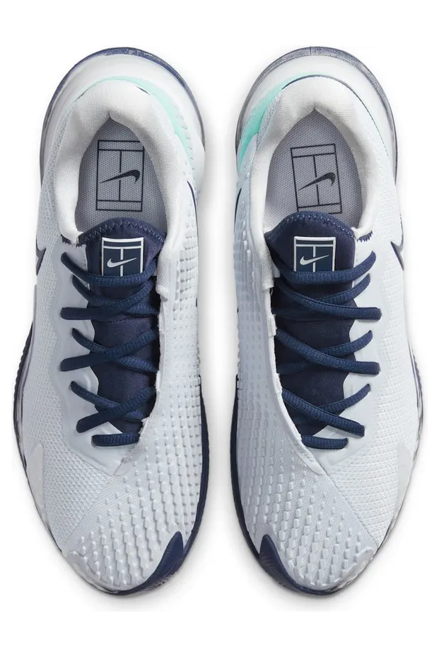 nikecourt CD0432-010