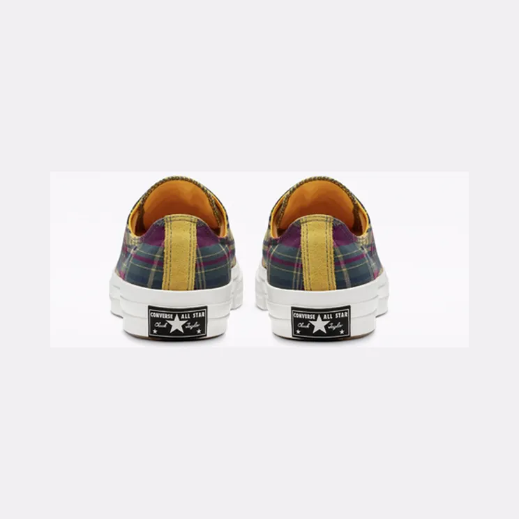 converse-chuck-taylor-all-star 166851C