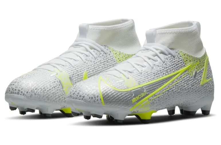 Nike Jr. Mercurial Superfly 8 Academy MG Fußballschuh für verschiedene Böden für jüngere/ältere Weiß (CV1127-107)