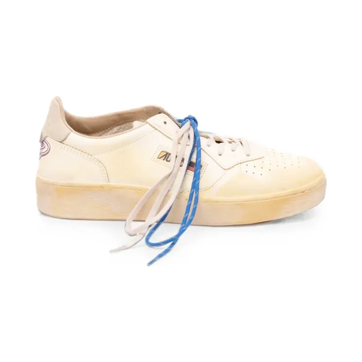Autry Medalist distressed leather “White” (AVLMBV01)