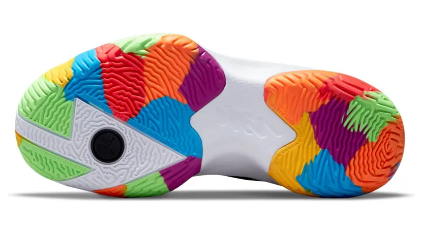 nike-zion-1 DA3131-001
