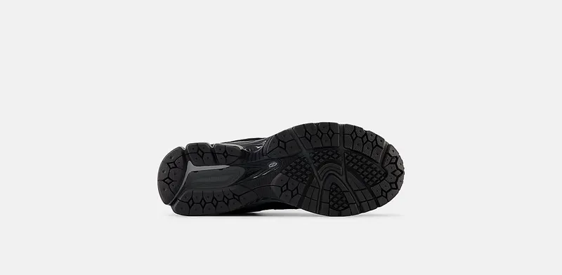 New Balance 2002R Ripstop Black (U2002RTG)