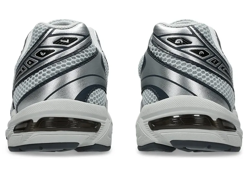 ASICS GEL-1130 “Glacier Grey / Pure Silver” (1203A609-023)