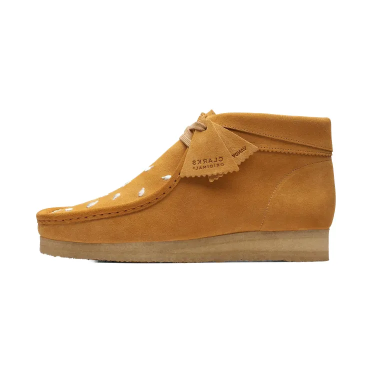 Clarks Vandy The Pink Wallabee Boots “Tan Embroidery” (26175940)