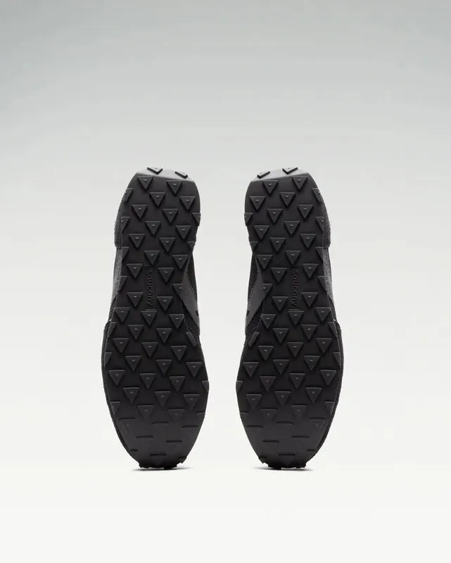 SAUCONY Gripper S “Black / Grey” (S70916-20)