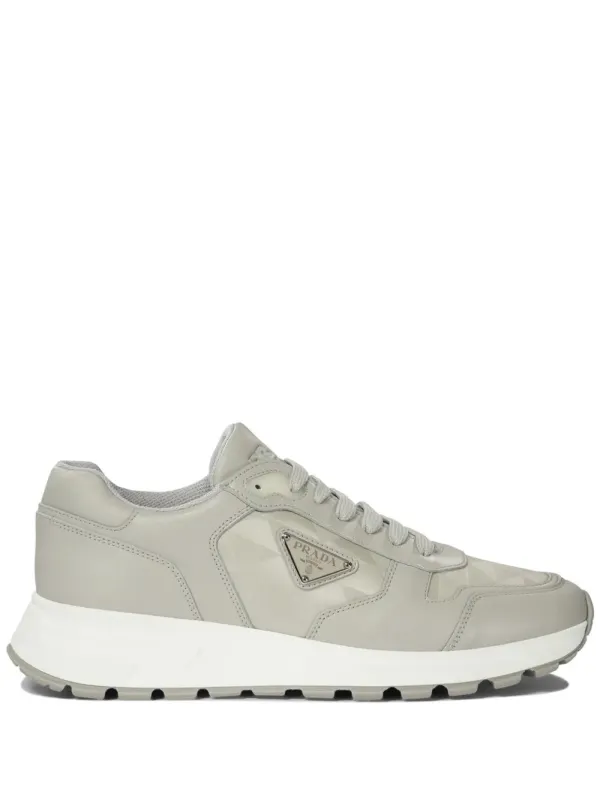 Prada Sneakers mit Rautenmuster – Schwarz (2EE390FG0003LNW)
