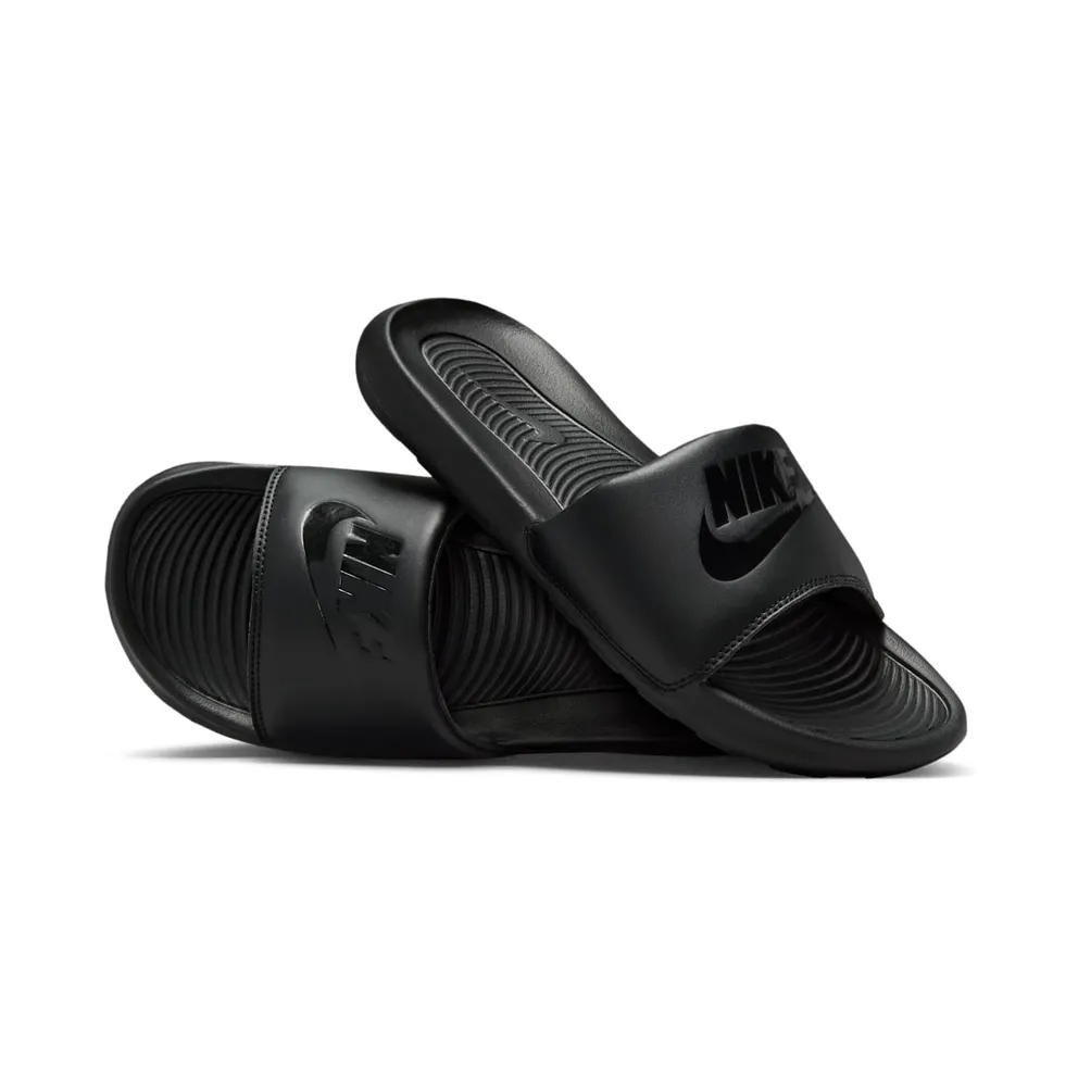 Nike Victori One Schwarz (CN9675-003)