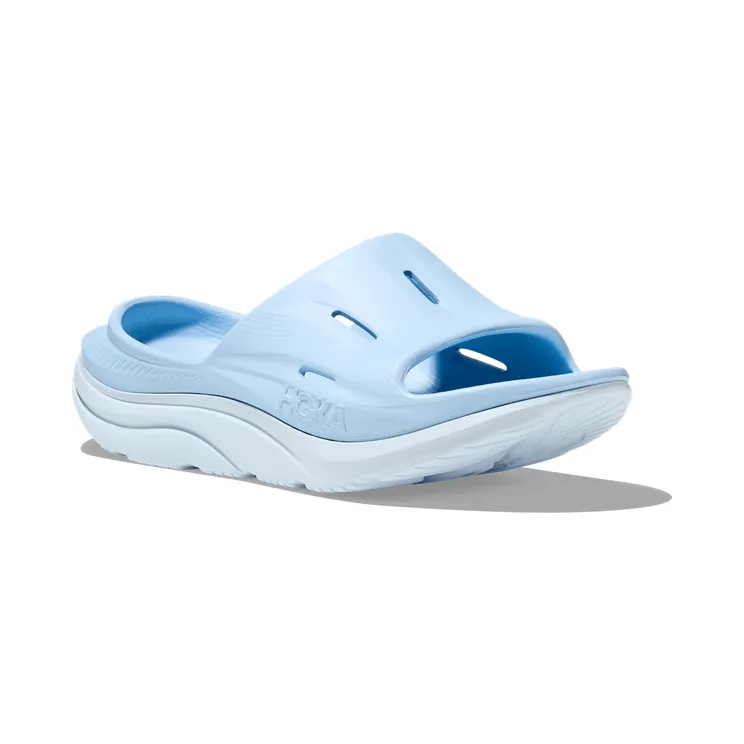 hoka-one-one-ora-recovery 1135061-IWAB