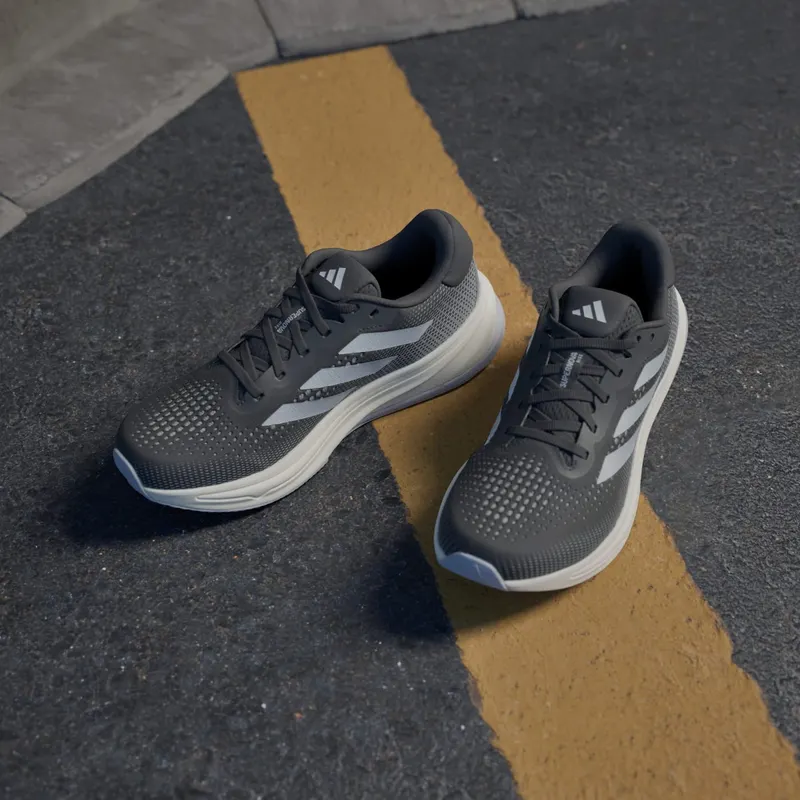Adidas Supernova Rise “Core Black Halo Silver Dash Grey” (IG5837)