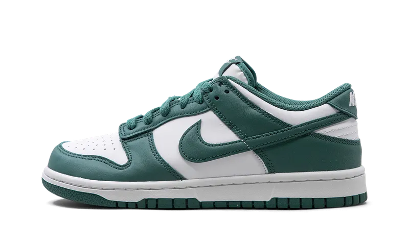 Nike Dunk Low GS “Spruce Green” (HF4798-100)
