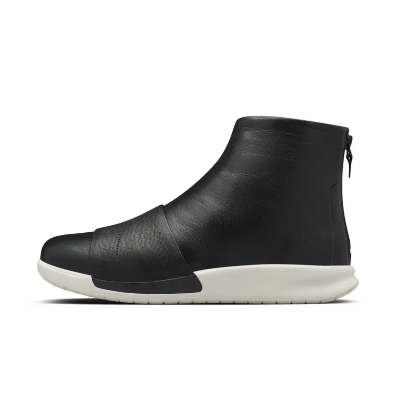 Nike Benassi Lux Boot Black Ivory (W) Black/Ivory-Black (819683-001)