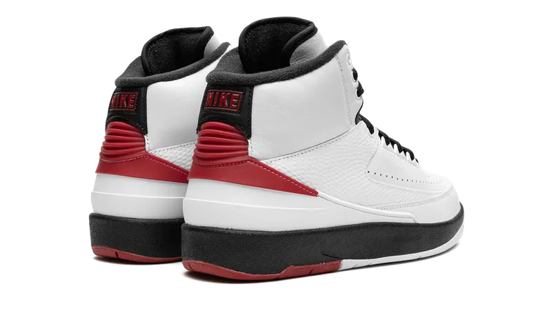 Jordan 2 Retro “Chicago (2022)” (DX4400-106)
