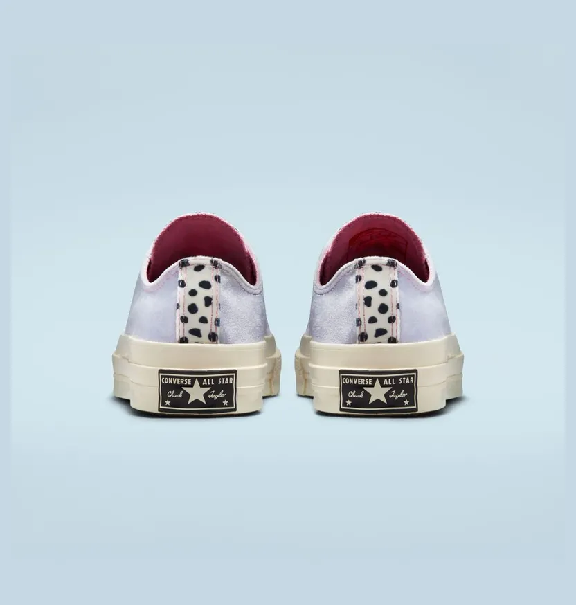 converse-chuck-taylor-all-star 572204C