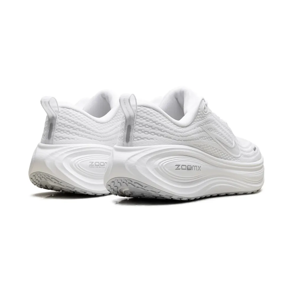 Nike Vomero Plus “Triple White” (HV8154-102)