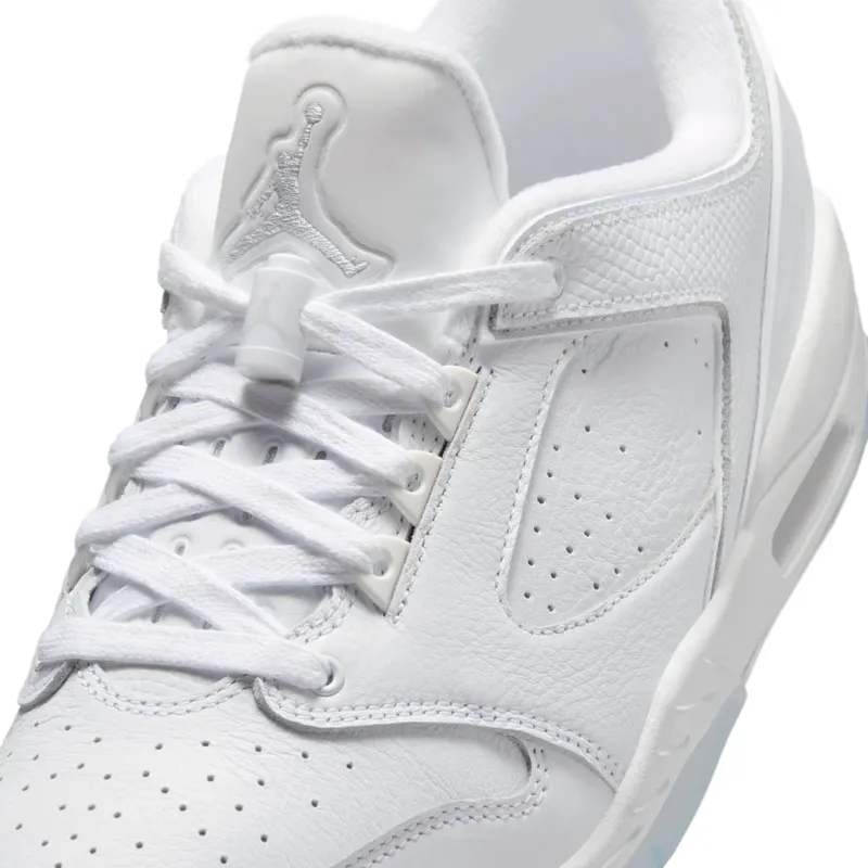 Jordan Sixty Plus Low “White / Black / Pure Platinum” (IH2047-101)
