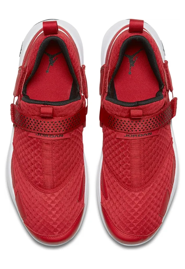 jordan-trunner 897992-601