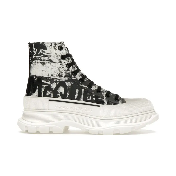 Alexander Mcqueen Graffiti Tread Slick Boot White Black (705667W4TG49356)