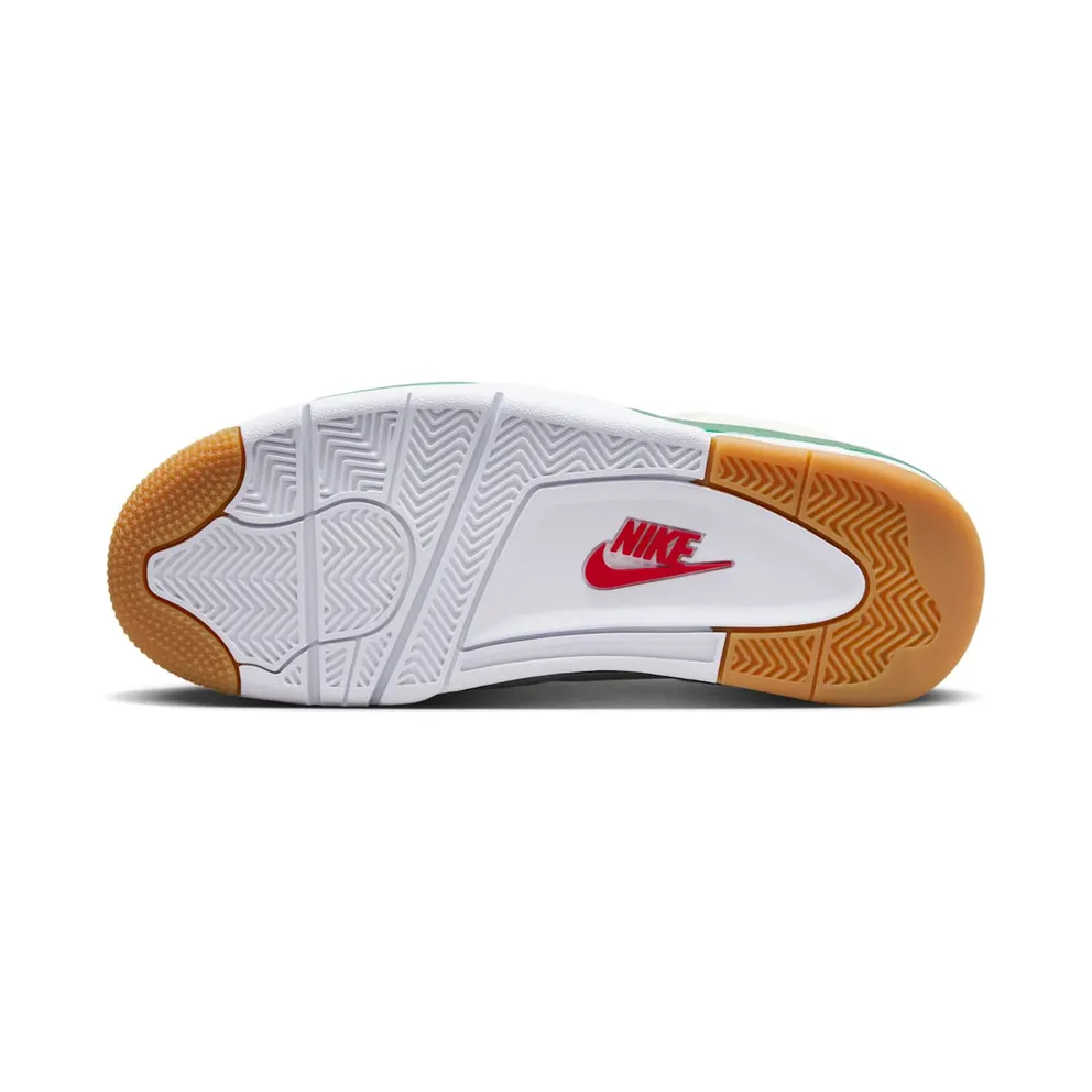 Air Jordan 4 Retro SB “Pine Green” (DR5415-103)