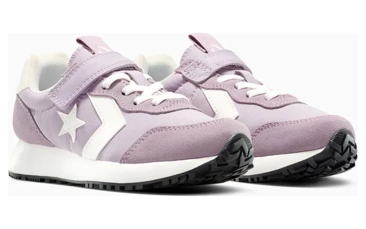 converse-sneaker A14381C
