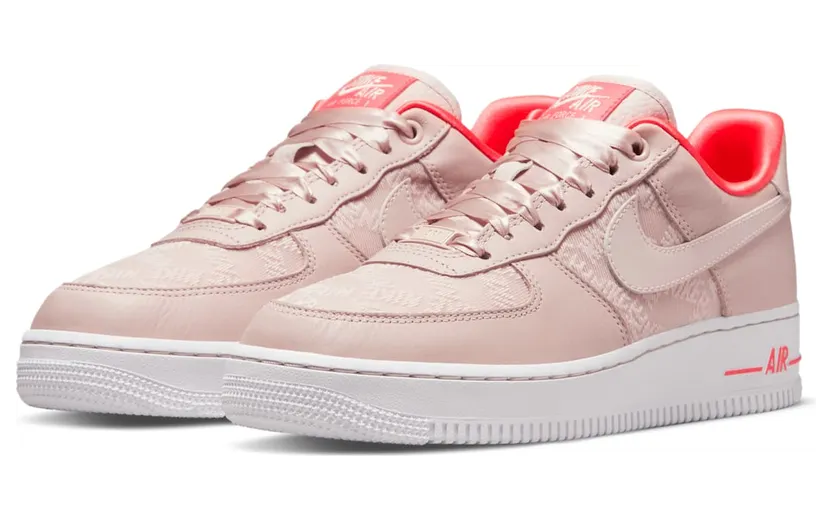 nike-air-force DQ7782-200