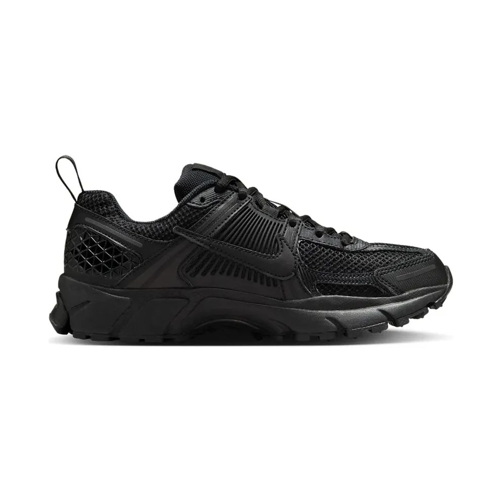 Nike Vomero 5 GS “Triple Black” (HF6998-007)