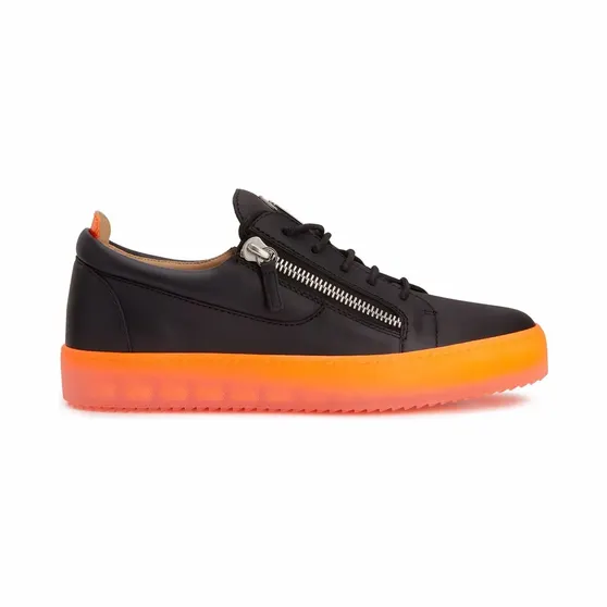 Giuseppe Zanotti Frankie low-top “Black” (RM20030002)