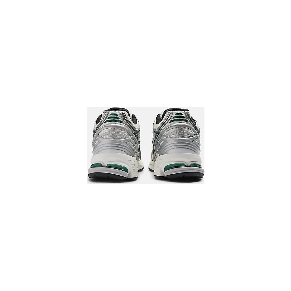 New Balance 1906R “Silver Metallic Nightwatch Green” (M1906REU)