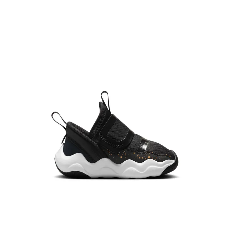 Jordan 23/7 Black White Metallic Gold (DQ9294-017)